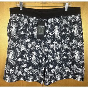 Fabletics Shorts Adult Black White Camo Athletic Gym Training Stretch Mens size